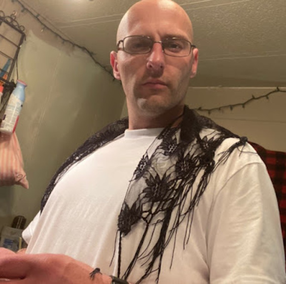 Meet your Posher, Stephen - Picture 1 of 1